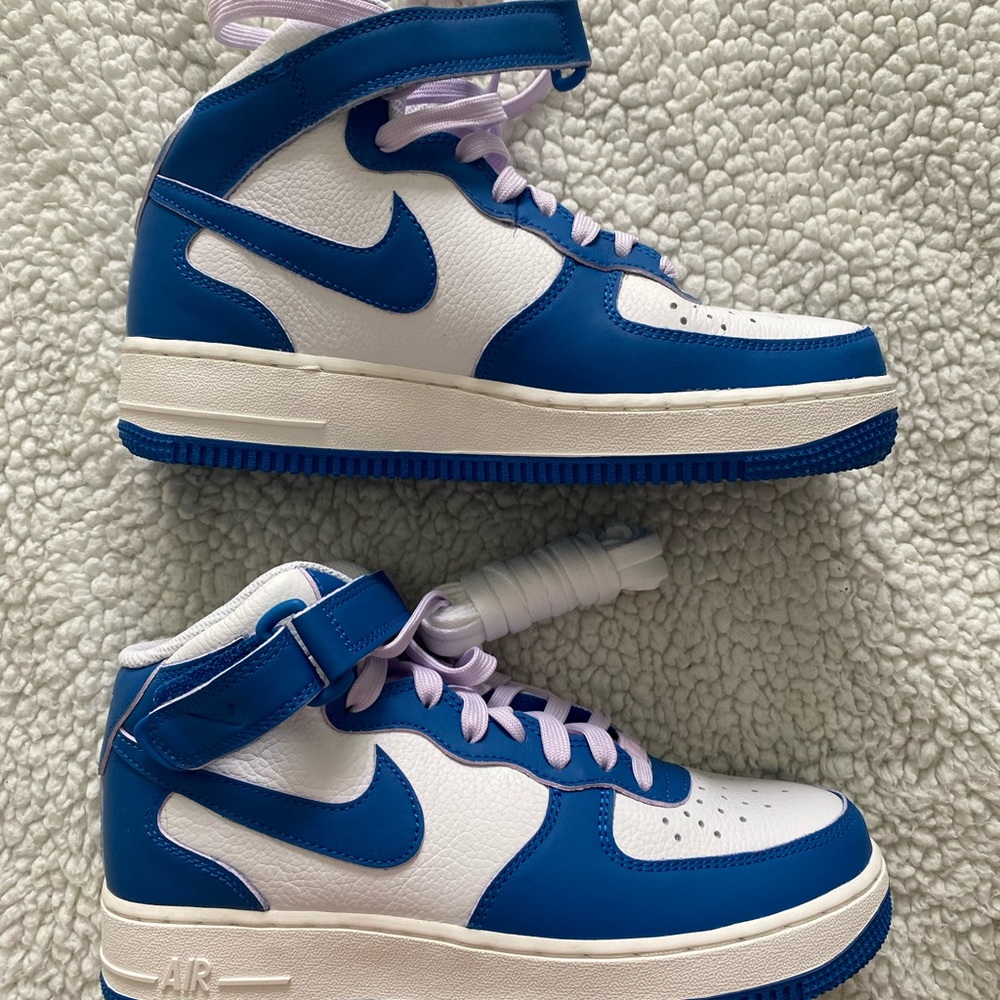 NWT Nike Air women’s never worn